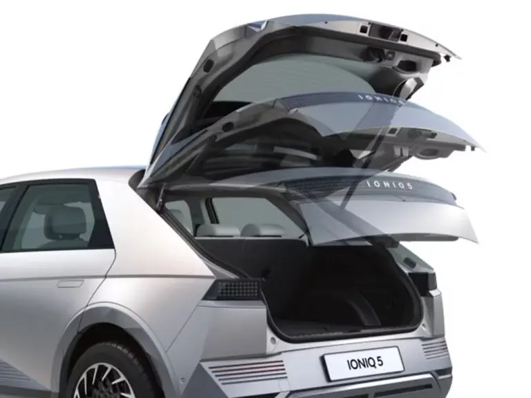 Sähkötoiminen handsfree takaluukku